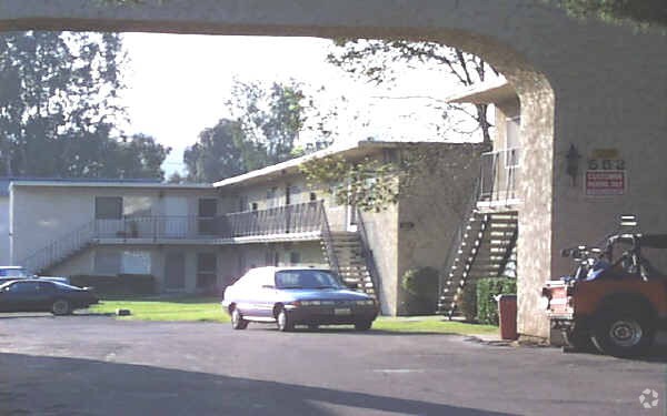 Primary Photo - 552 Van Houten Ave