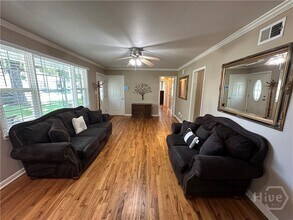 Building Photo - 625 E 34th St