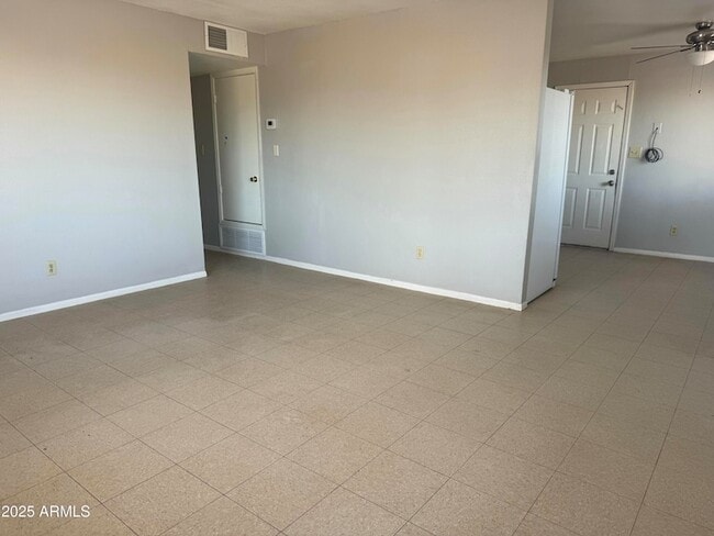 Building Photo - 501 W 14th St