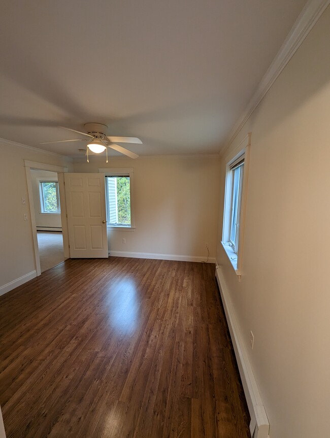 Office/Extra Room - 28 Pine Brook Dr