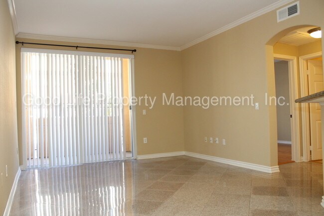 Foto del edificio - 9263 Regents Rd
