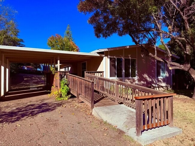 Foto del edificio - 28 Westwood Way