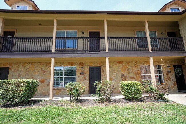Interior Photo - Montierra Ranch
