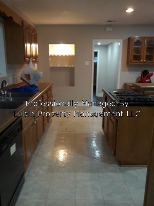 homes for sale on shady grove memphis tn