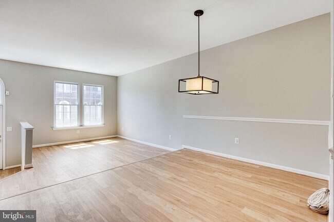 Building Photo - 2502 Polly Jefferson Way