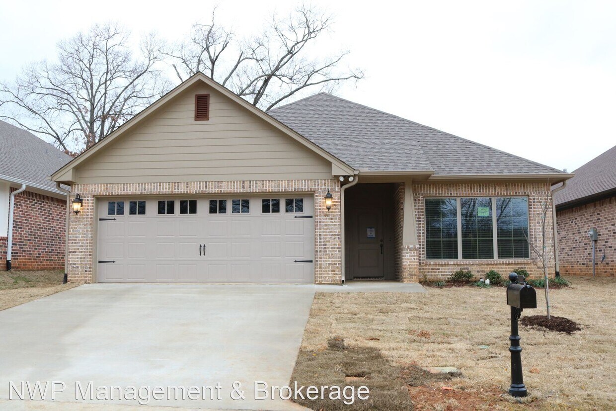 3 br, 2 bath House 3413 Cottage Ct House Rental in Tyler, TX