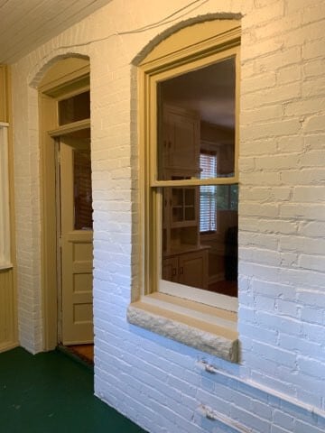 Building Photo - MN Duluth- Triplex 308 E 5th Street