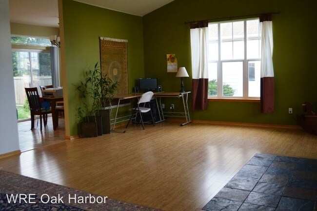 Foto del edificio - 1892 SW Rock Rose Dr