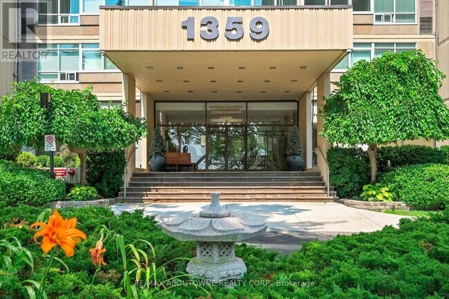 Photo du bâtiment - 1359 White Oaks Blvd