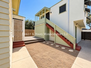 Building Photo - 1442 E 4th St