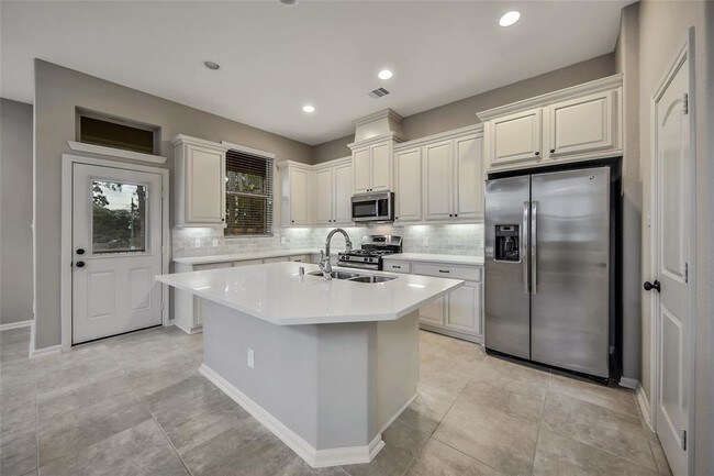 Foto del edificio - 12447 Alora Bluff Trail