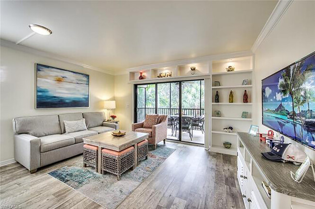 Main Living Room - 5400 Plantation Rd