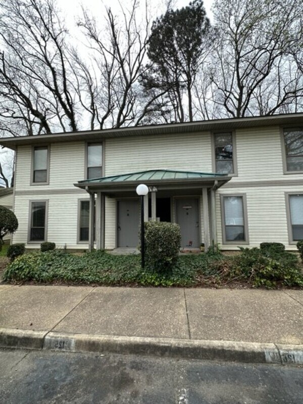 Primary Photo - 4781 Dadson Ct