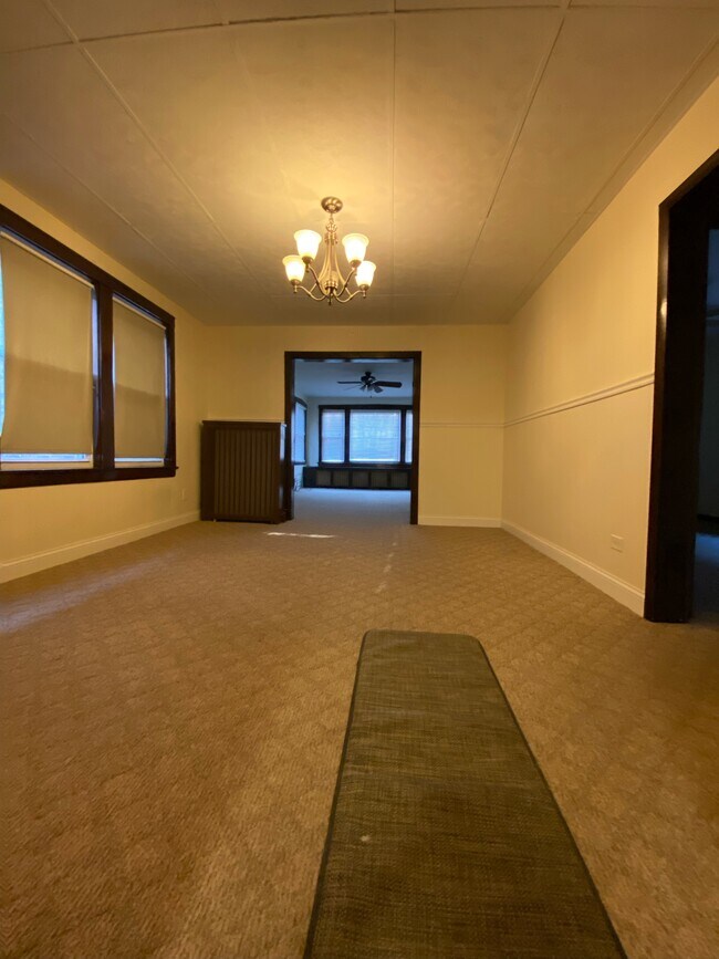 Dining Room - 4819 N Karlov Ave