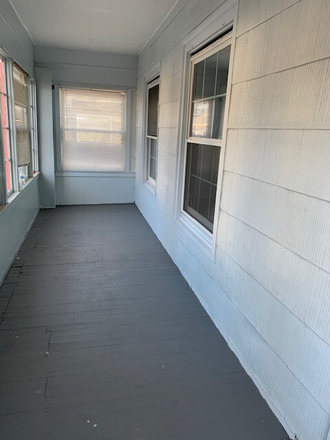 Building Photo - 233 N 14th 1/2 St