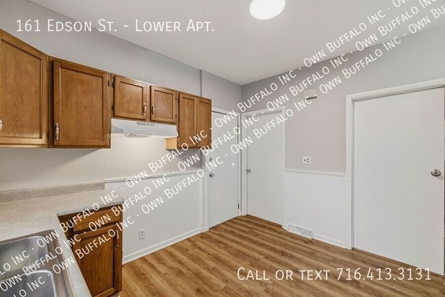 Building Photo - 161 Edson St