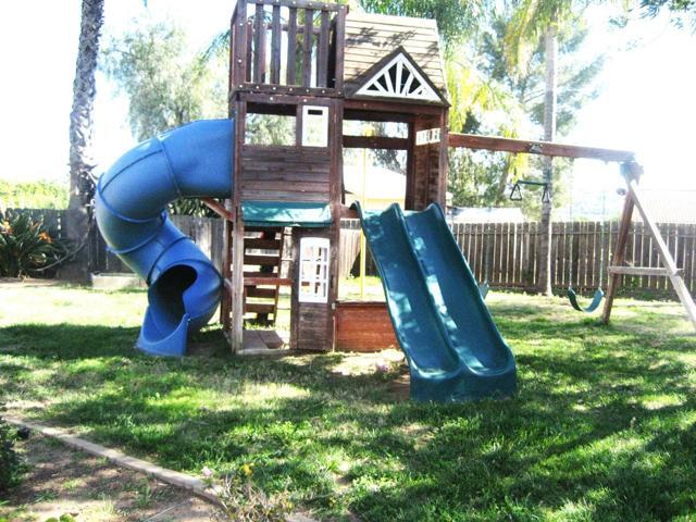 Foto del edificio - 29175 The Yellow Brick Rd