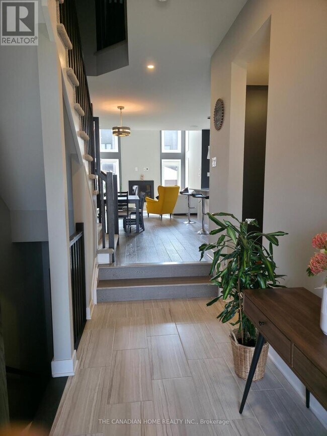 Building Photo - 468 Trident Mews