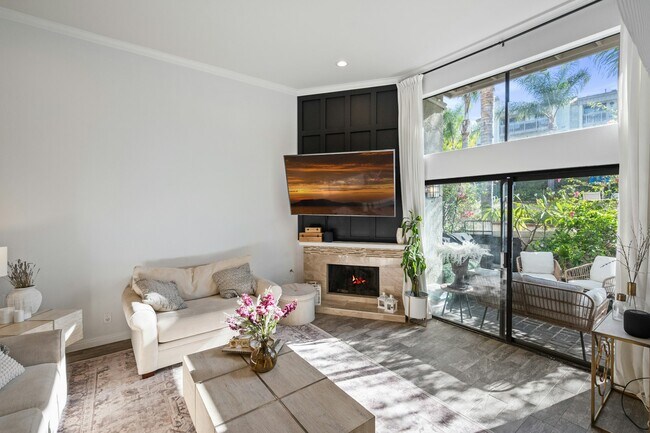 Foto del edificio - 1825 Caddington Dr