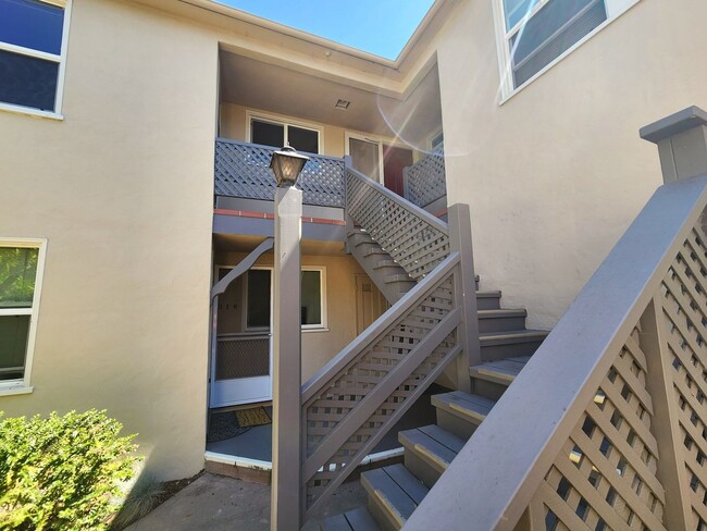 Foto del edificio - Downtown Palo Alto Living – 1 Bedroom Apartment Available March 4th.