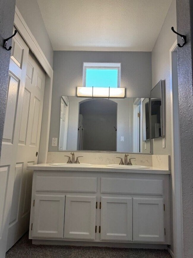 Building Photo - 4003 Boswellia Dr