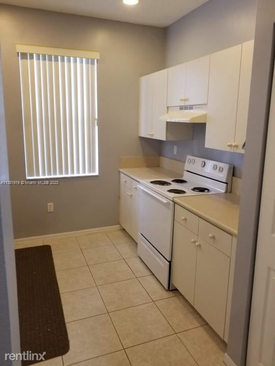 Building Photo - 3 br, 2 bath House - 2246 NE 42nd Cir