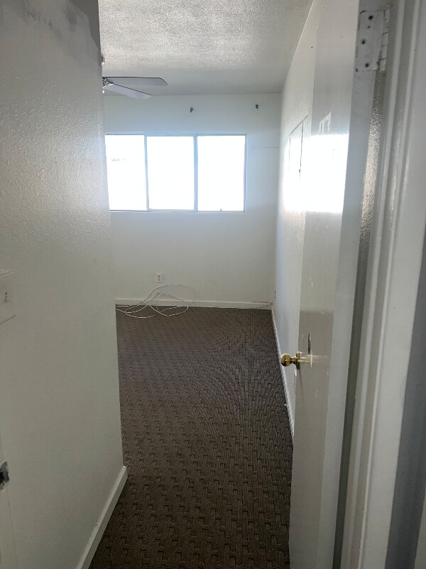 Foto del edificio - 5920 Streamview Dr