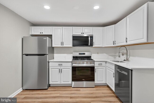 Foto del edificio - 3629 11th St NW