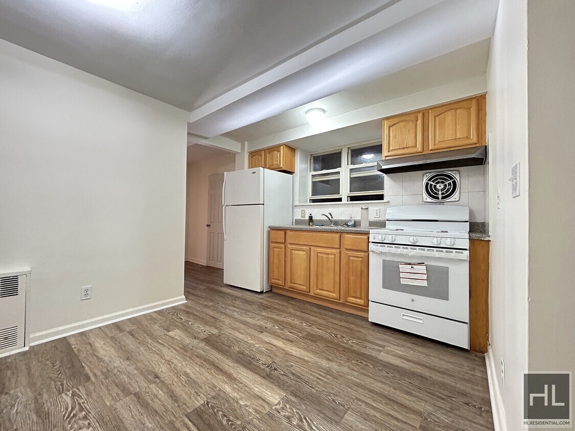 Primary Photo - Beautiful 2BR in Gravesend