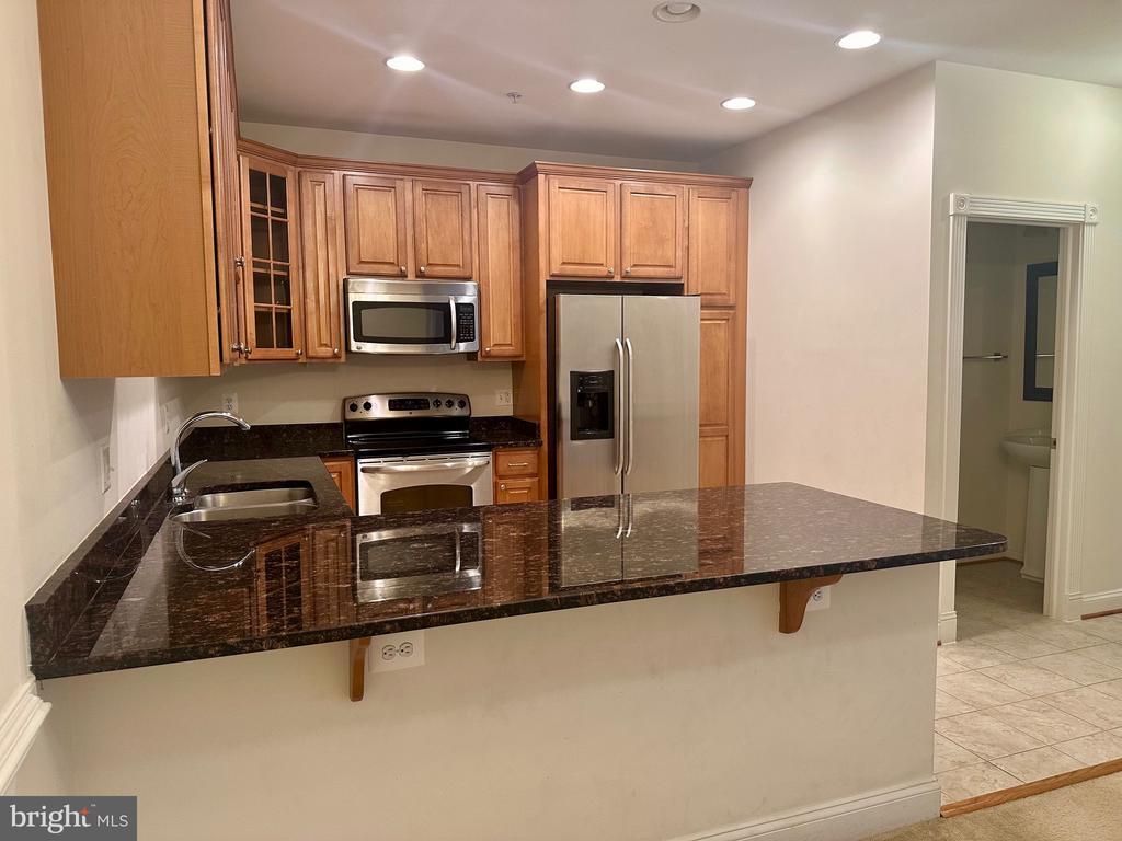 Foto principal - 305 Centennial St