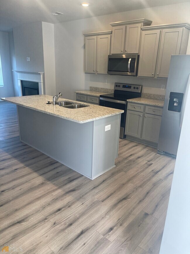 4357 Smithgall Ct, Union City, GA 30291 Townhome Rentals in Union