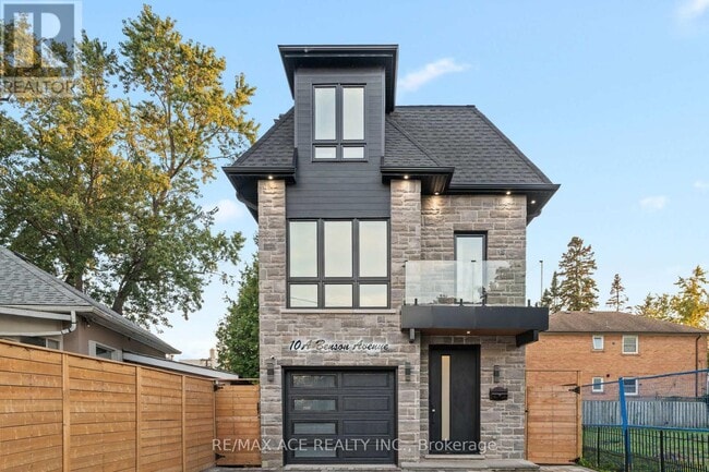 Building Photo - 10A Benson Ave