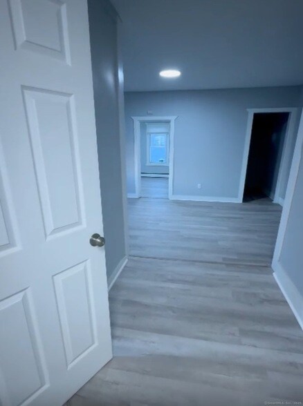 Foto del edificio - 746 Maple St