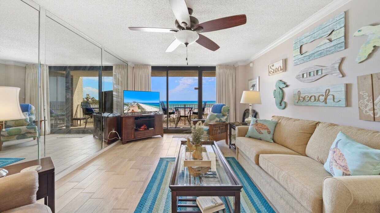 Foto principal - 7205 Thomas Dr