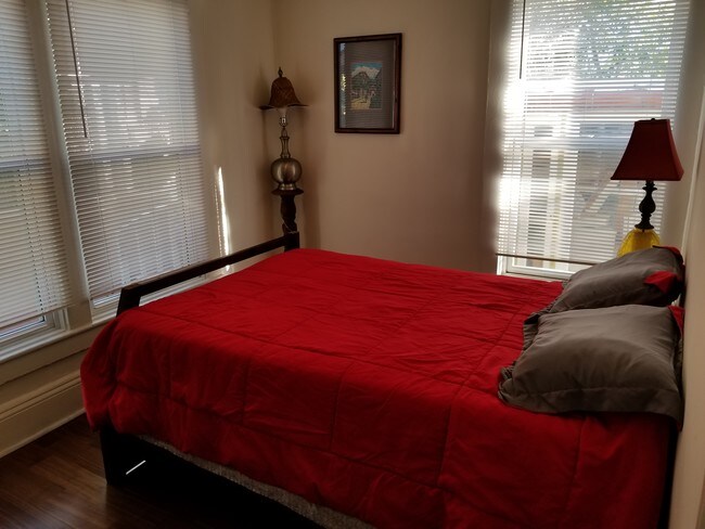 Foto del edificio - 3989 Beethoven St