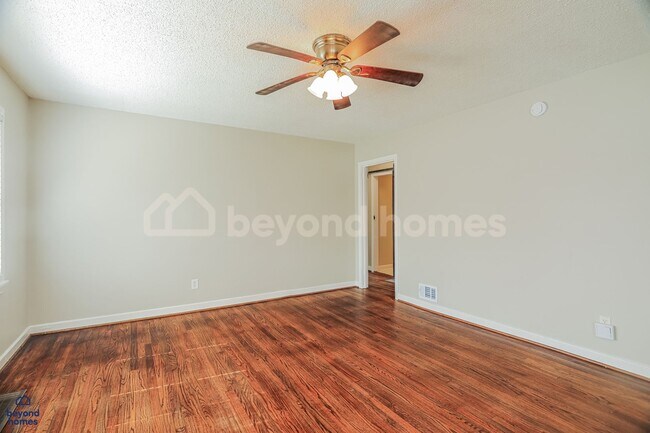 Building Photo - Just Renovated 3-Bed Brick Ranch - Ready for Move-In!