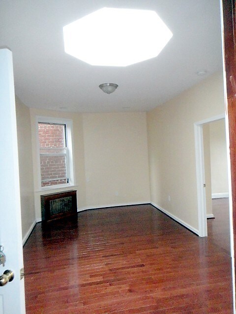 Building Photo - 24-25-25 23rd St