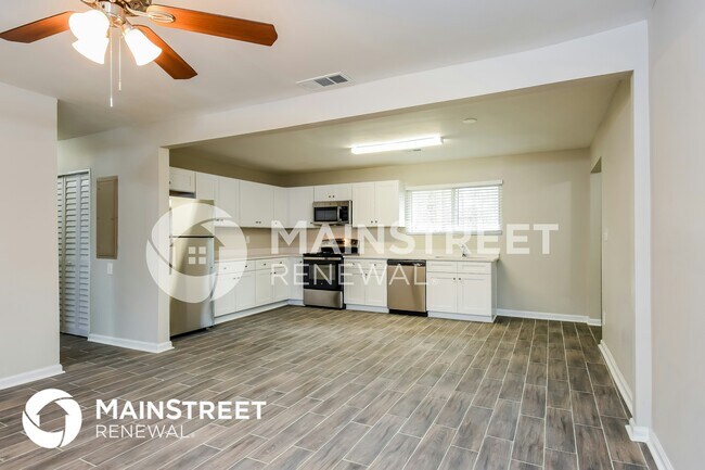 Foto del edificio - 3715 Meadowview Dr