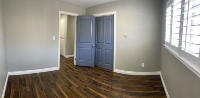 Foto del edificio - 16465 Tullock St