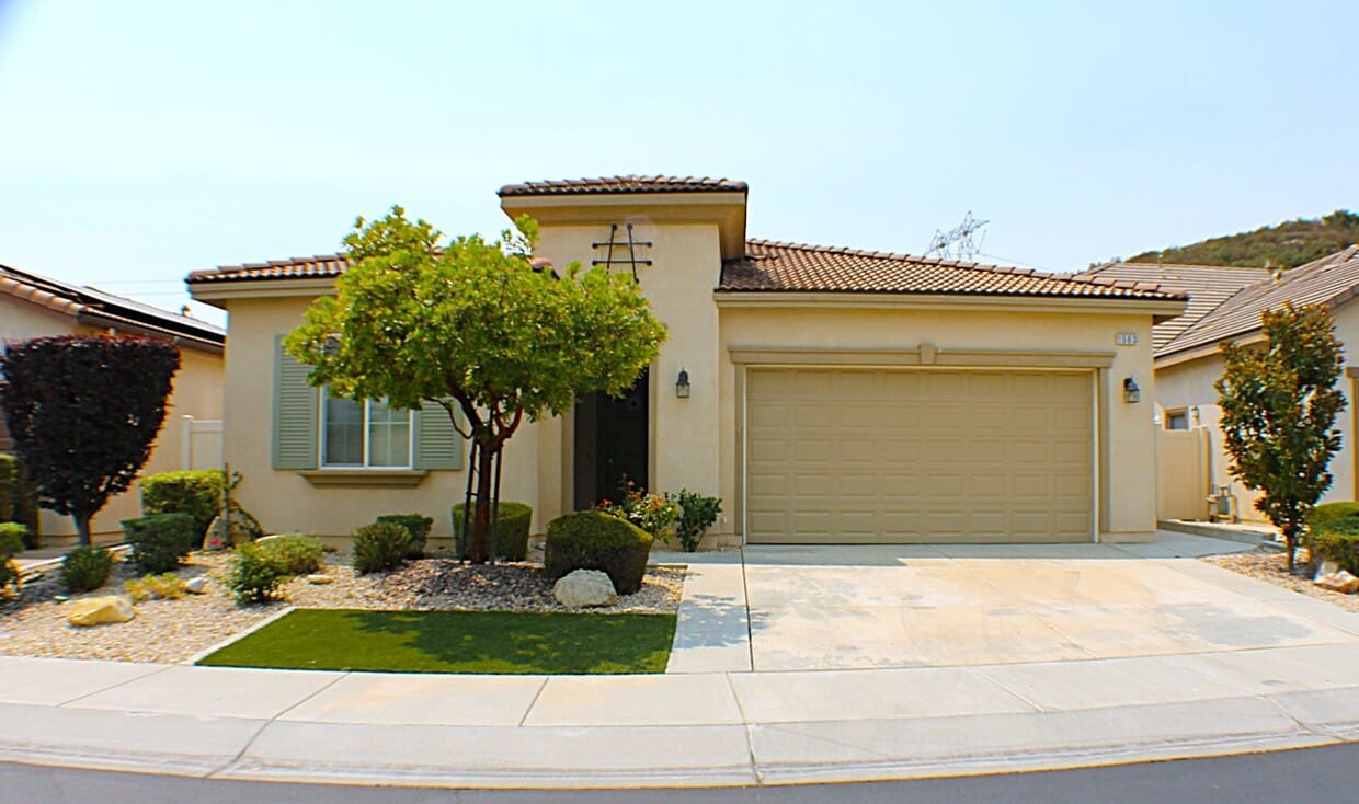 Primary Photo - Welcome to Resort-Style Living at Four Sea...