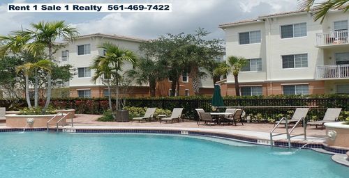 Building Photo - 9825 Baywinds Blvd