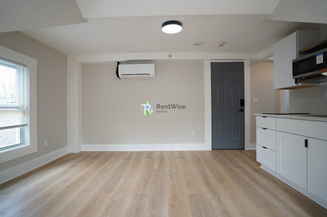 Foto del edificio - 142 Dorchester St