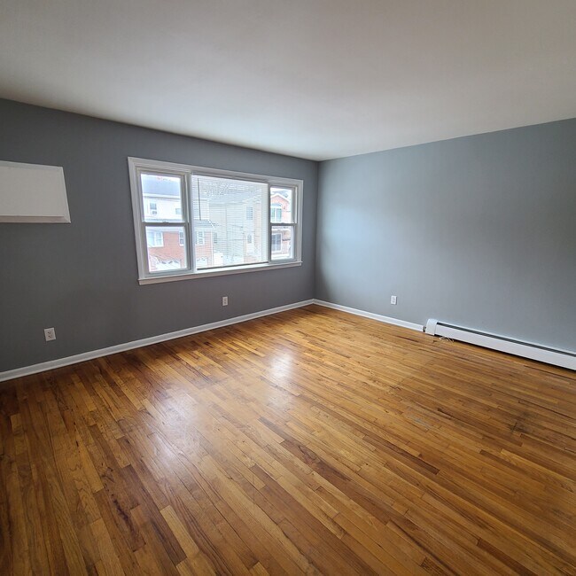 Foto del edificio - 5211 Cottage Ave