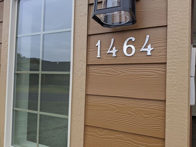 Foto del edificio - Post Falls Rancher