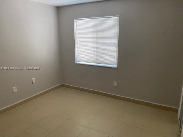 Foto del edificio - 627 SW 3rd St
