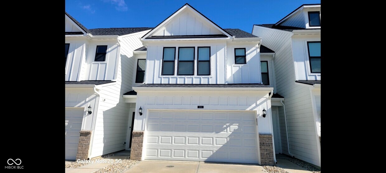 Foto principal - 3283 Haflinger Dr