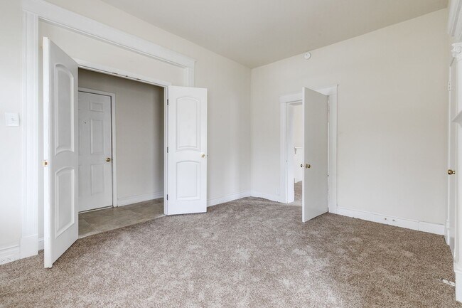 Foto del edificio - 3415 Enslow Ave