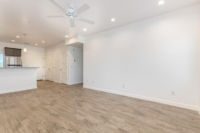 Foto del edificio - 2063 E Lemon St