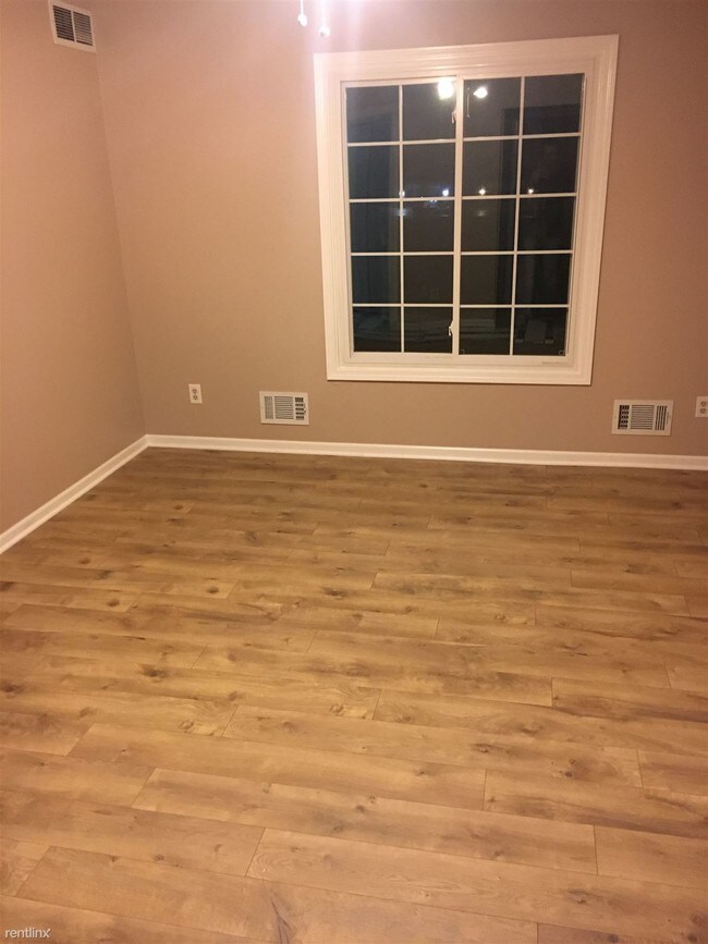 Building Photo - 2 br, 2 bath Condo - 15544 Ashley Ct