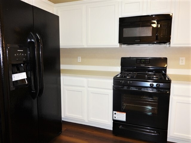 Building Photo - 10431 Trail Ridge Ct
